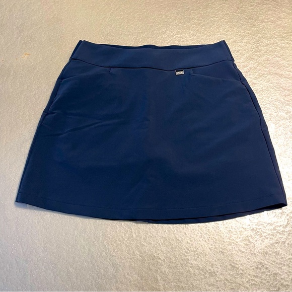 Greg Norman skort NWOT navy blue size small - Picture 1 of 11